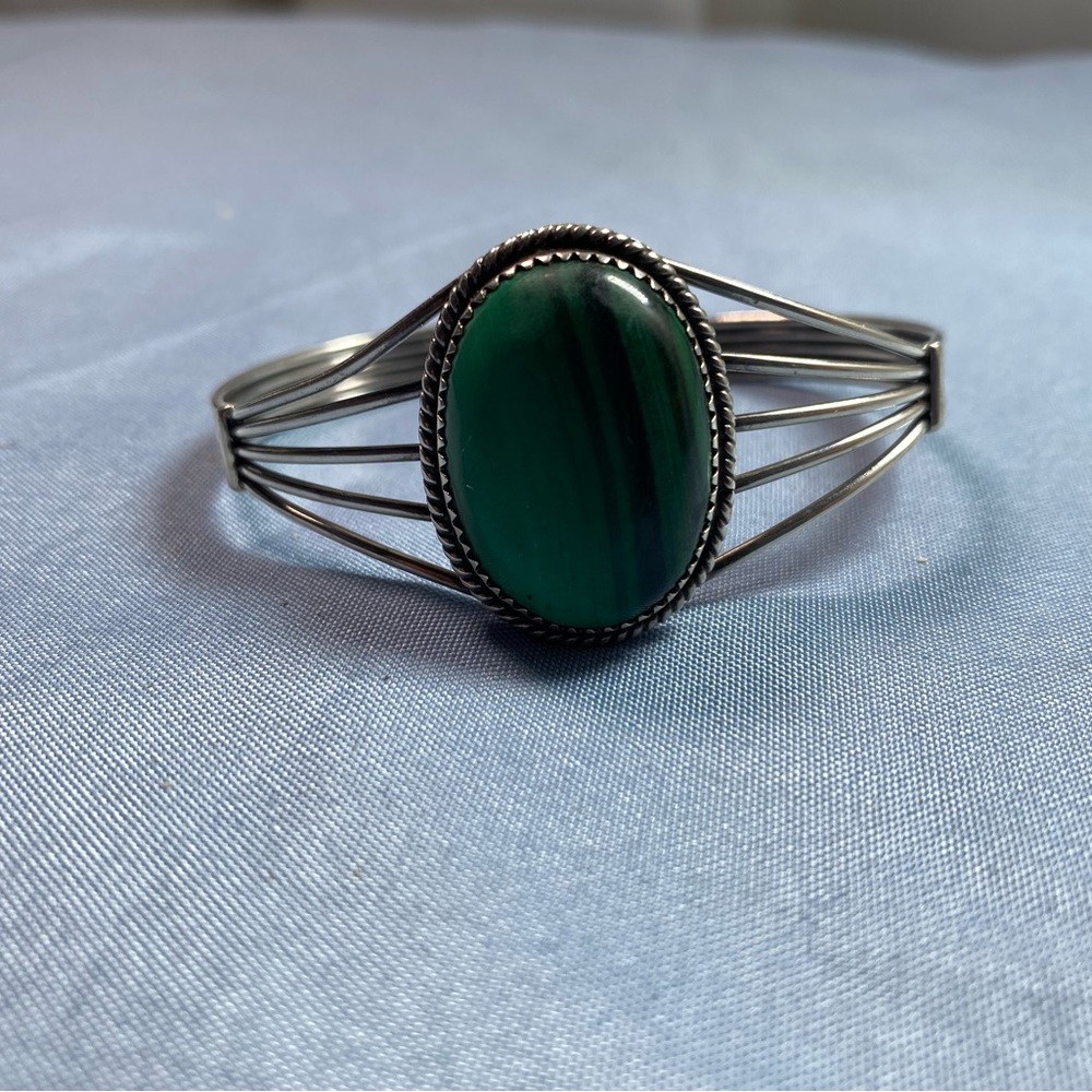 Vintage  Navajo Bracelet 925 Silver Natural Malachite Cuff Native American